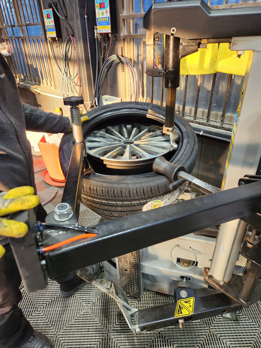 1948697120_D1CyPXQV_b38fc099a1d1da93aabb3dd6c3c18e1b436ff016.jpg 이미지크게보기