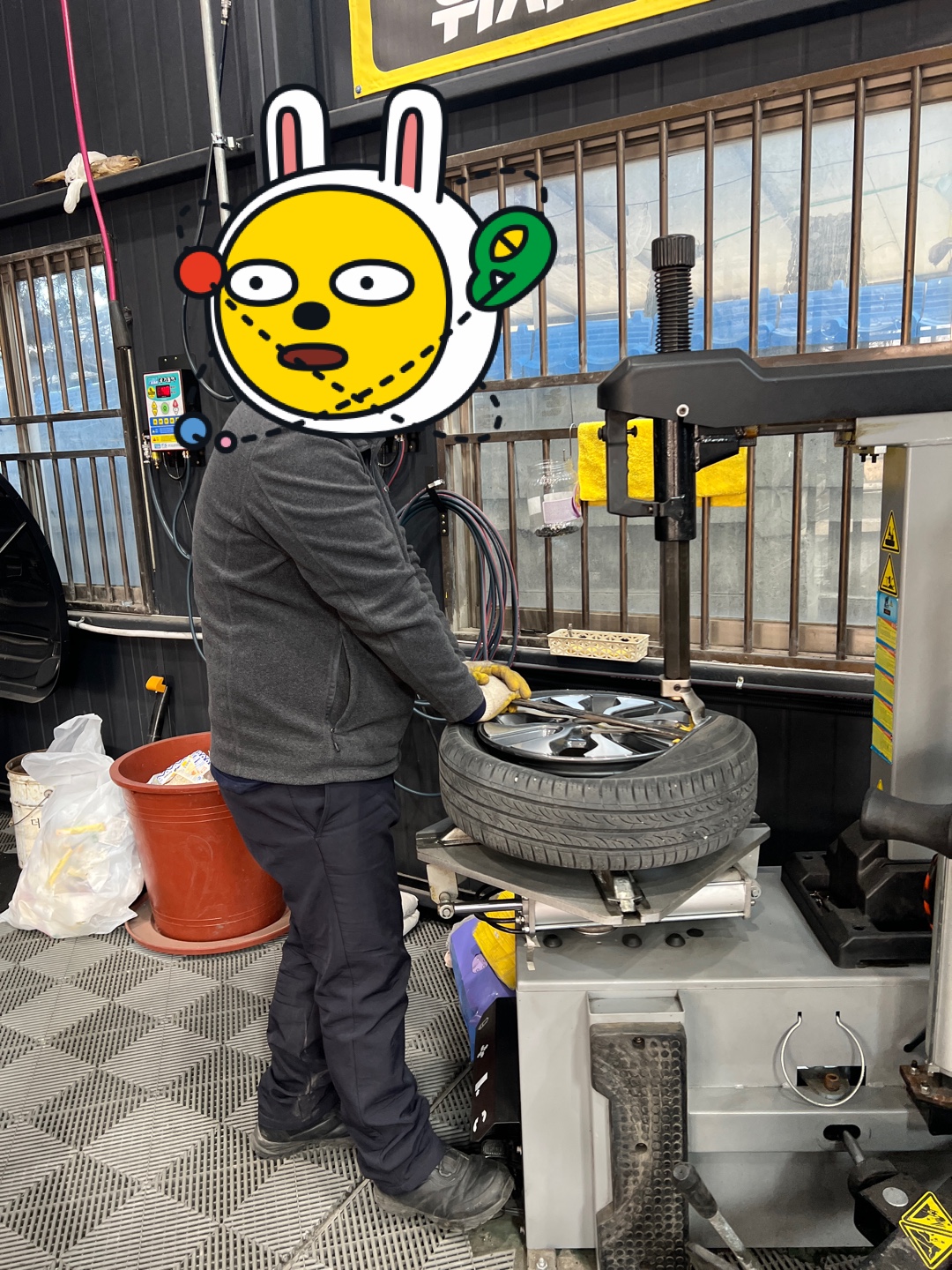 1948697120_MpGJUhBD_40c2aa9b573548f60dbcbb8015484e271a2c6f3a.jpg 이미지크게보기