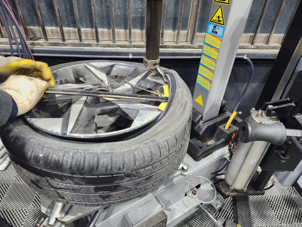 1948697120_OVla9kmM_f983dab783180fd2b3ff0750b07a70c63c8008d6.jpg 이미지크게보기