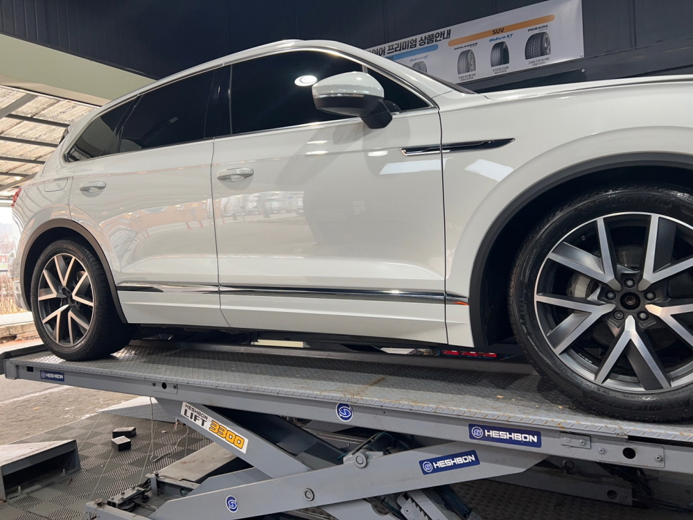 1948697120_QwU2HJ43_0d7a07ba0298af59e255440718a48adaa5edc566.jpg 이미지크게보기