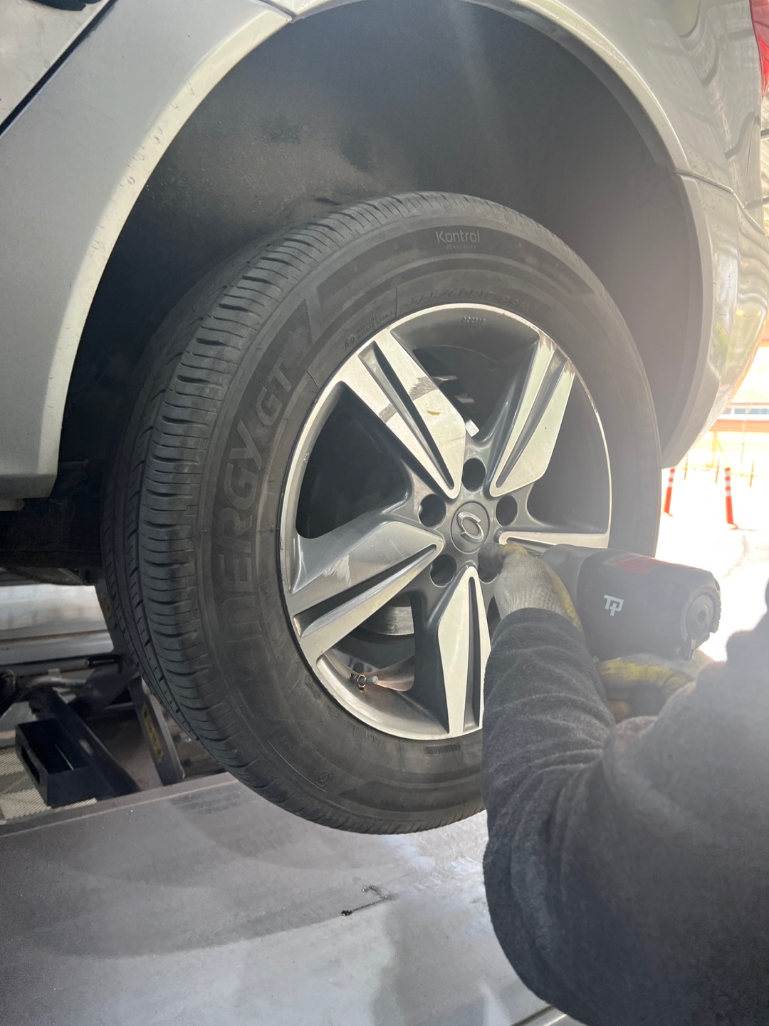 /user/k/kingkongtire/editor/2304/90ee3fef80bb2a35ea1d7a48f7b80d3f_1682824305_248.jpg 이미지크게보기