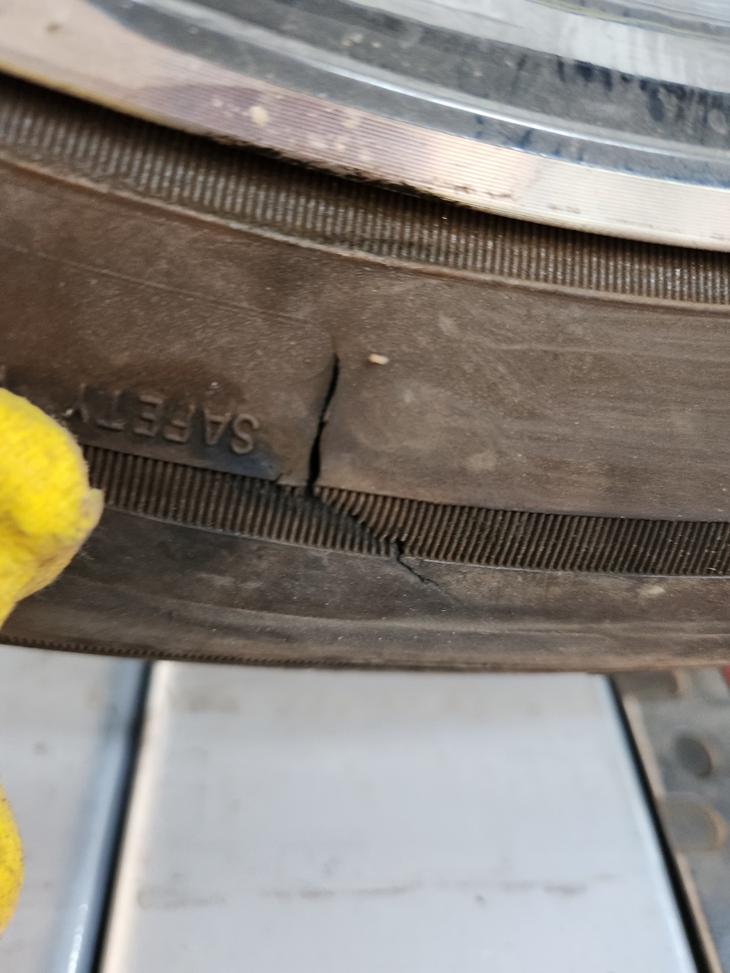 /user/k/kingkongtire/editor/2304/90ee3fef80bb2a35ea1d7a48f7b80d3f_1682824886_441.jpg 이미지크게보기