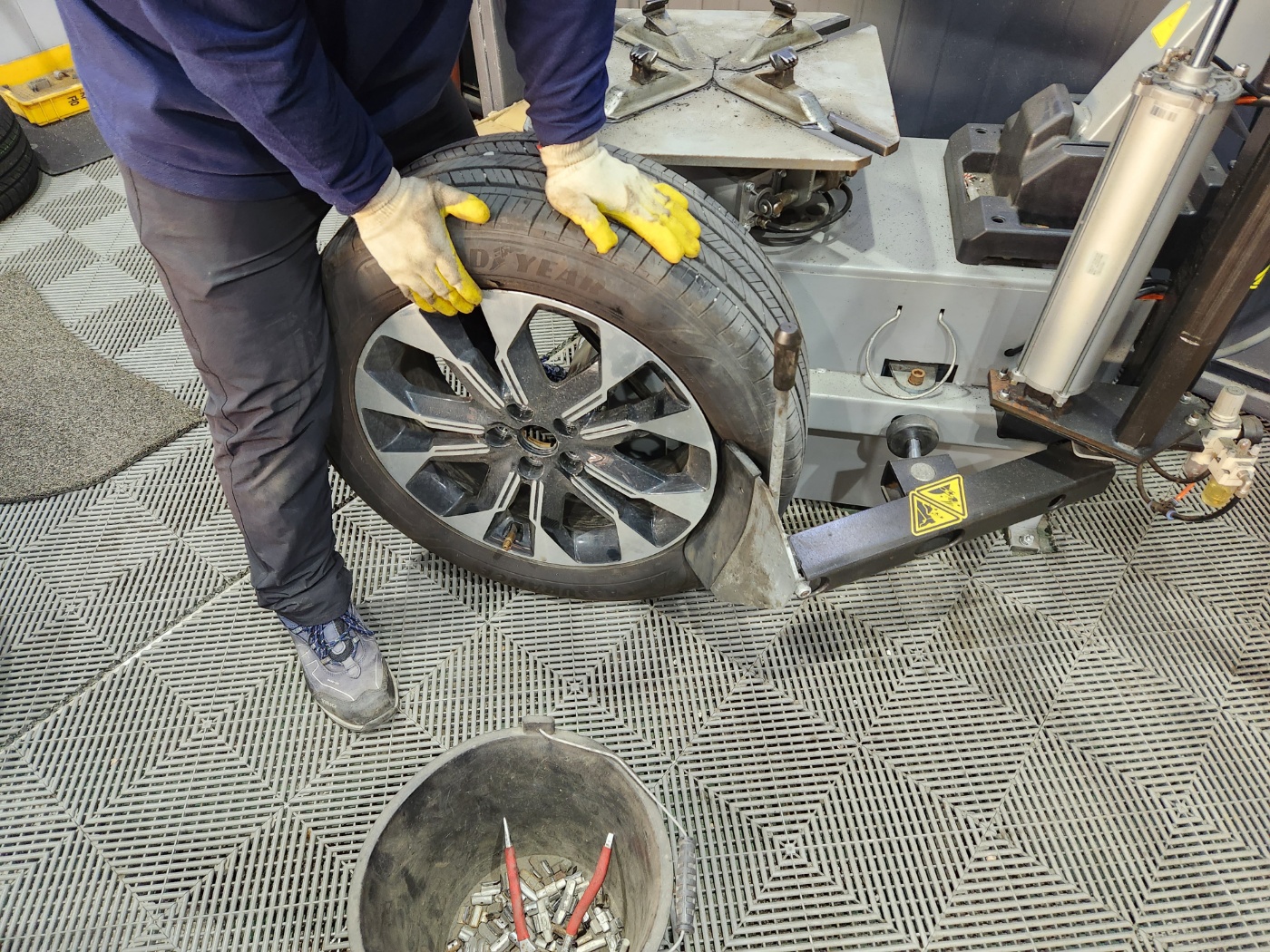 /user/k/kingkongtire/editor/2304/90ee3fef80bb2a35ea1d7a48f7b80d3f_1682824886_945.jpg 이미지크게보기