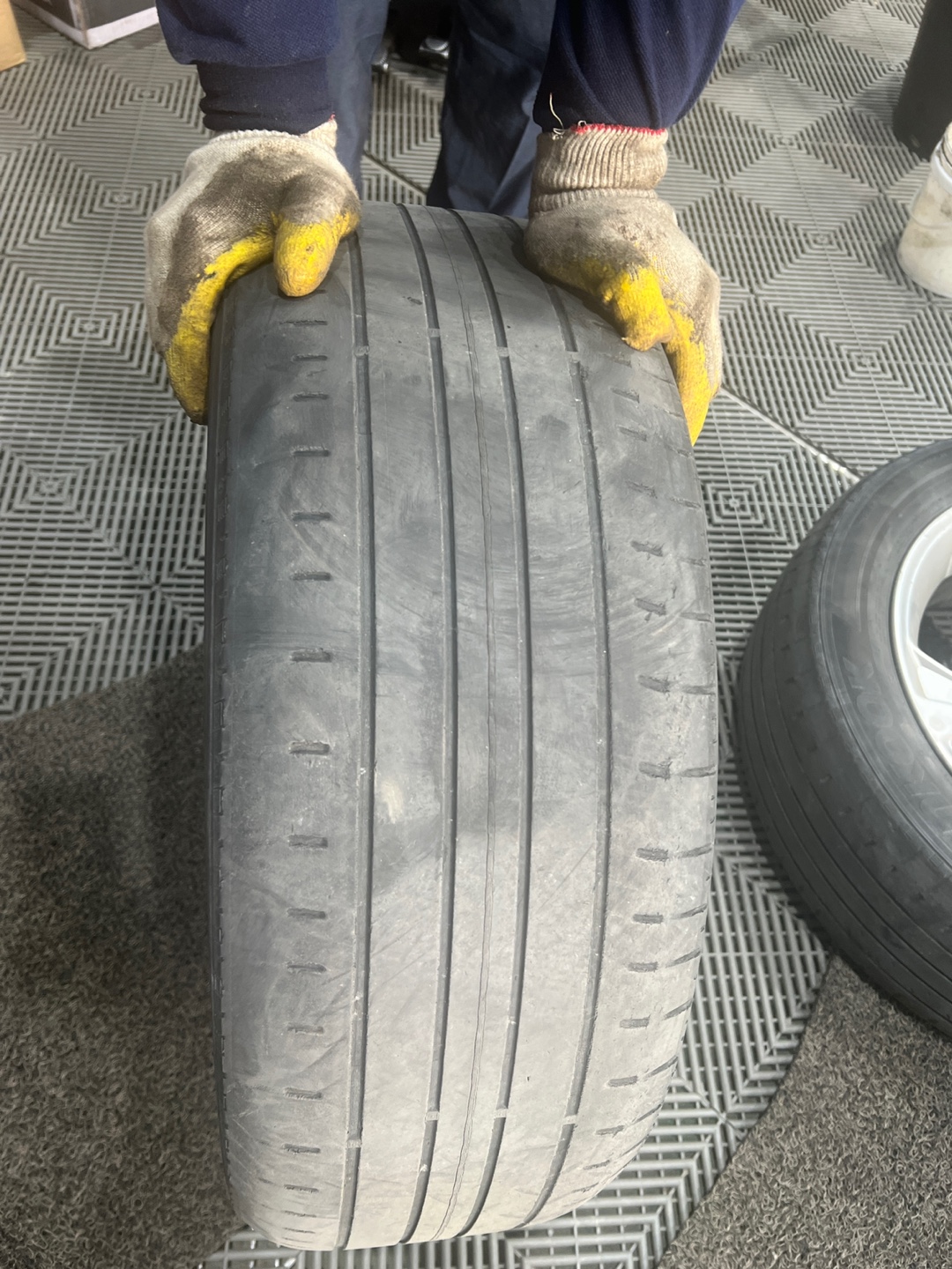 /user/k/kingkongtire/editor/2304/90ee3fef80bb2a35ea1d7a48f7b80d3f_1682824933_0683.jpg 이미지크게보기