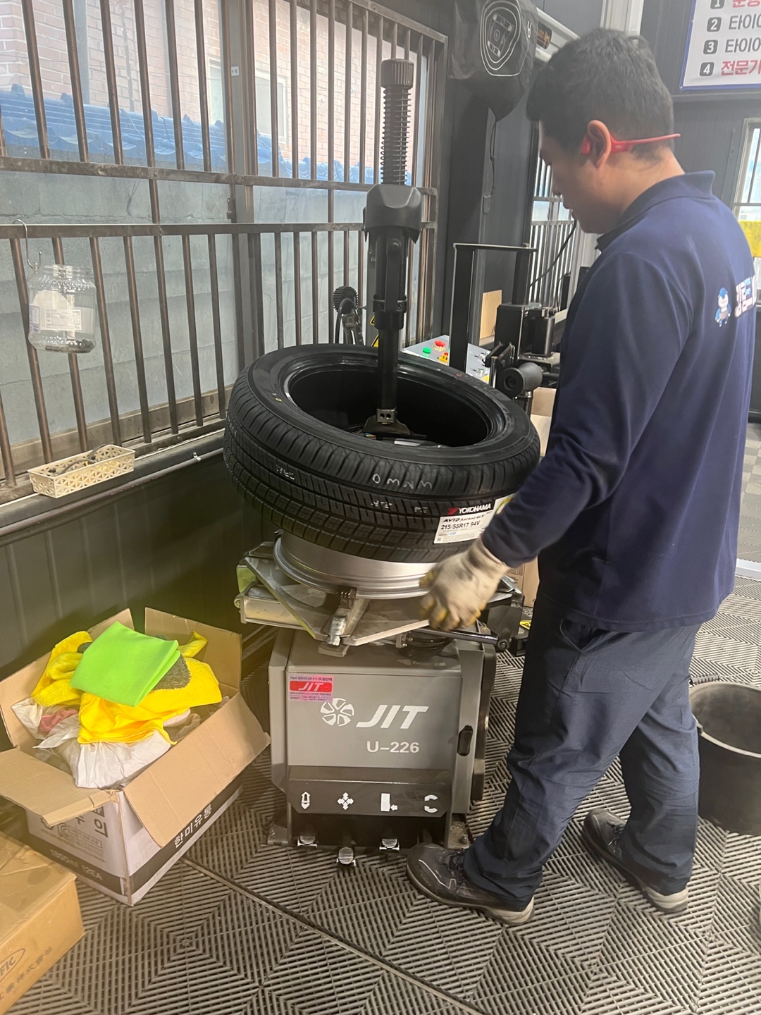 /user/k/kingkongtire/editor/2304/90ee3fef80bb2a35ea1d7a48f7b80d3f_1682824933_4719.jpg 이미지크게보기