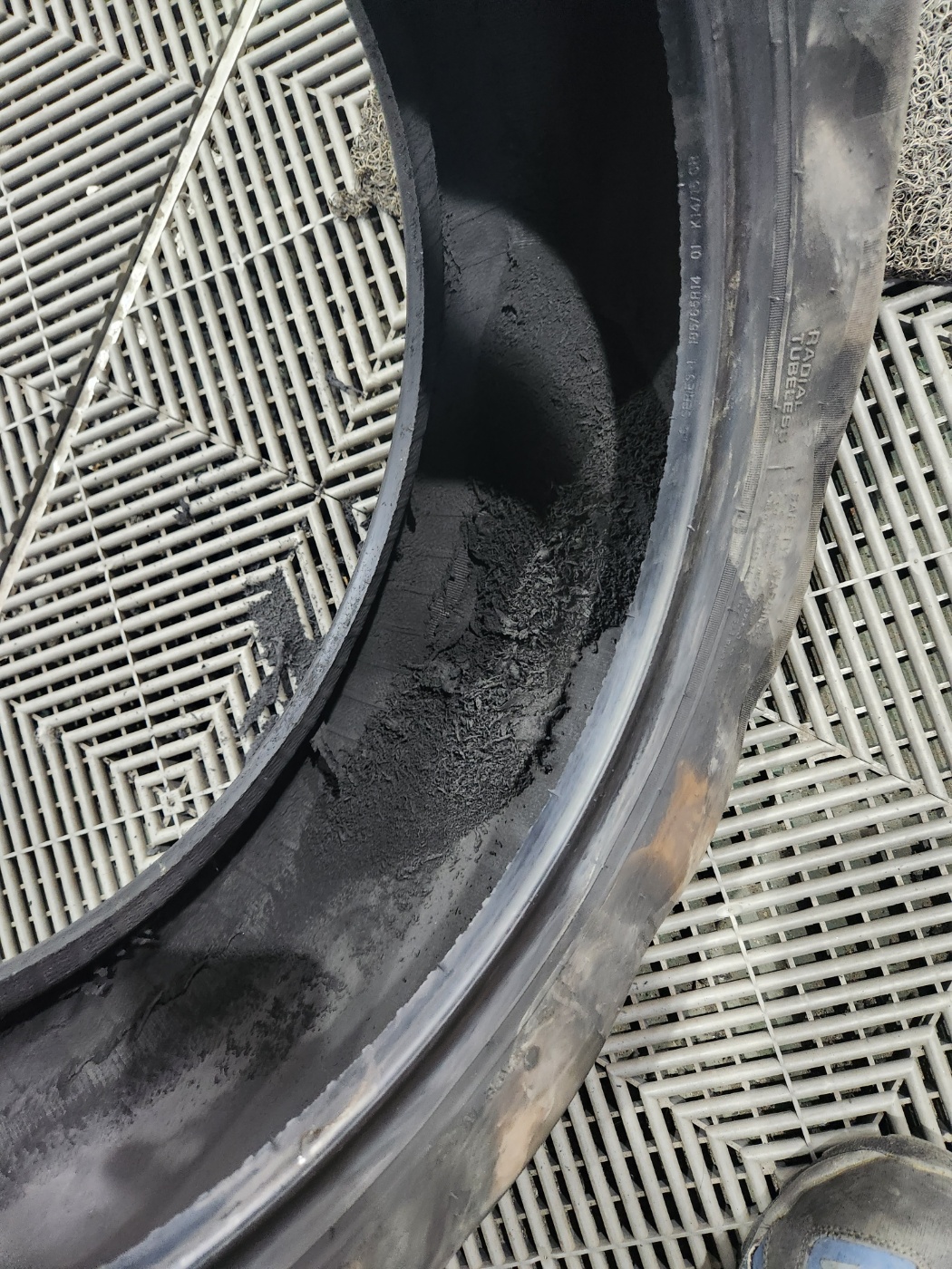 /user/k/kingkongtire/editor/2304/90ee3fef80bb2a35ea1d7a48f7b80d3f_1682825294_8949.jpg 이미지크게보기