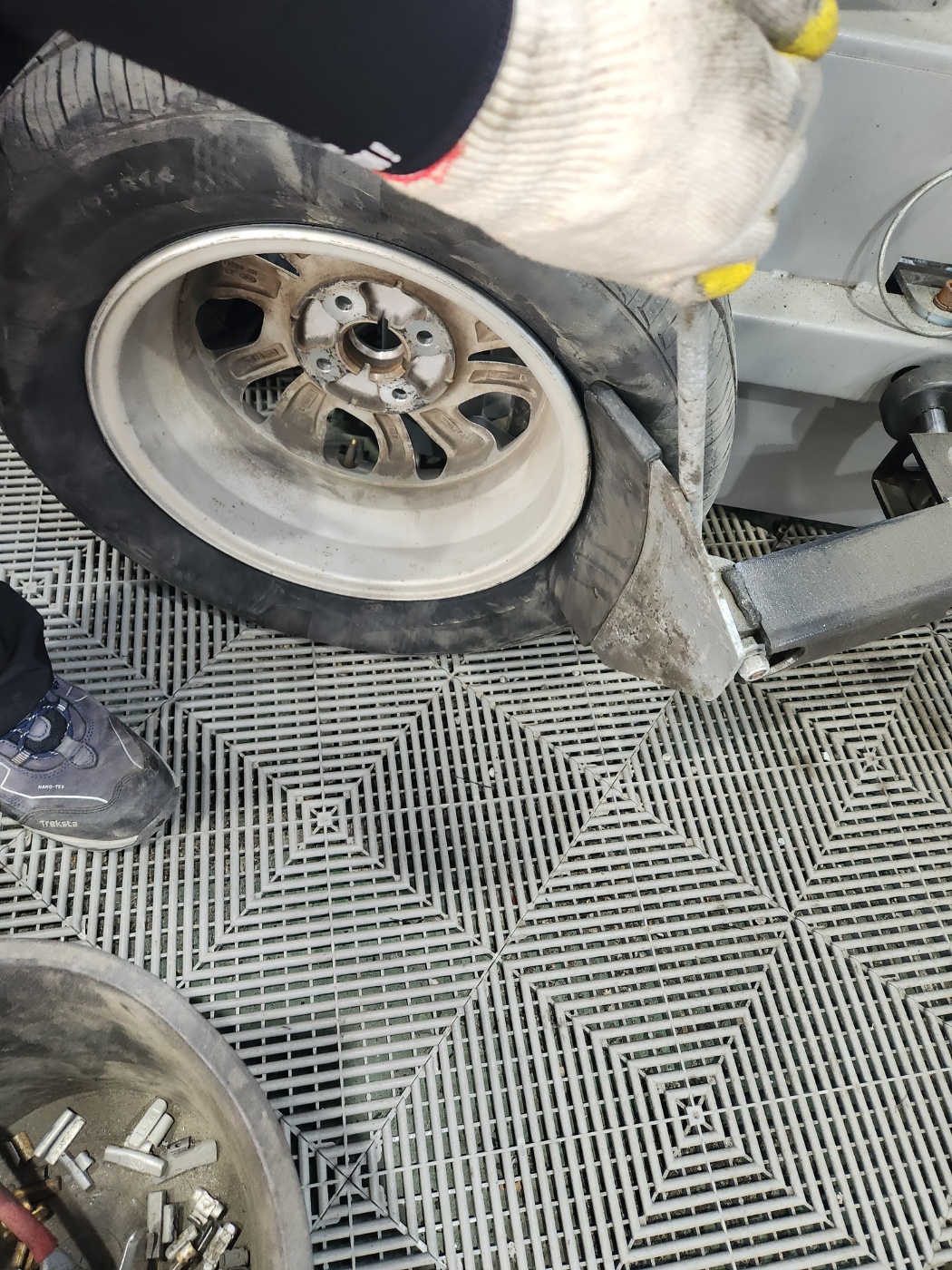 /user/k/kingkongtire/editor/2304/90ee3fef80bb2a35ea1d7a48f7b80d3f_1682825295_2512.jpg 이미지크게보기