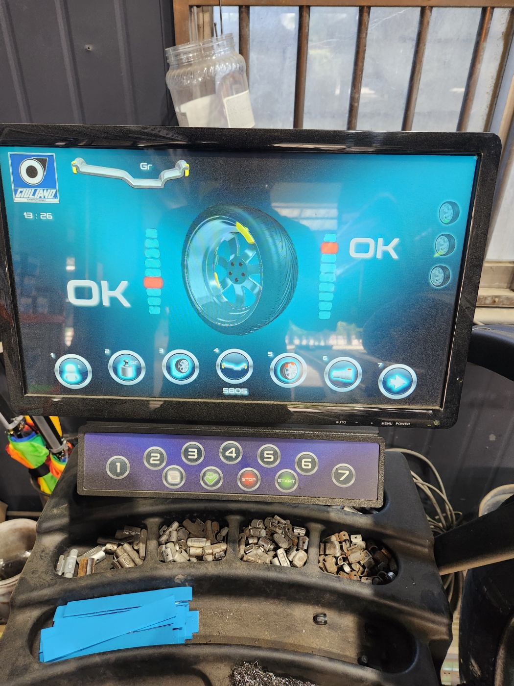 /user/k/kingkongtire/editor/2304/90ee3fef80bb2a35ea1d7a48f7b80d3f_1682825339_6763.jpg 이미지크게보기