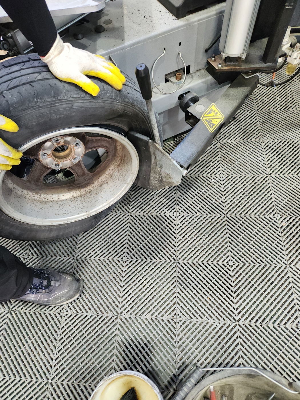 /user/k/kingkongtire/editor/2304/90ee3fef80bb2a35ea1d7a48f7b80d3f_1682843069_8129.jpg 이미지크게보기