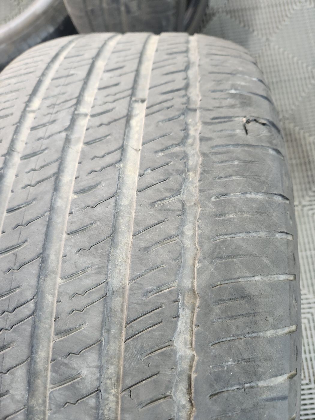 /user/k/kingkongtire/editor/2305/5d9a74920adecd16842807ed4f2bfdab_1684653305_5767.jpg 이미지크게보기