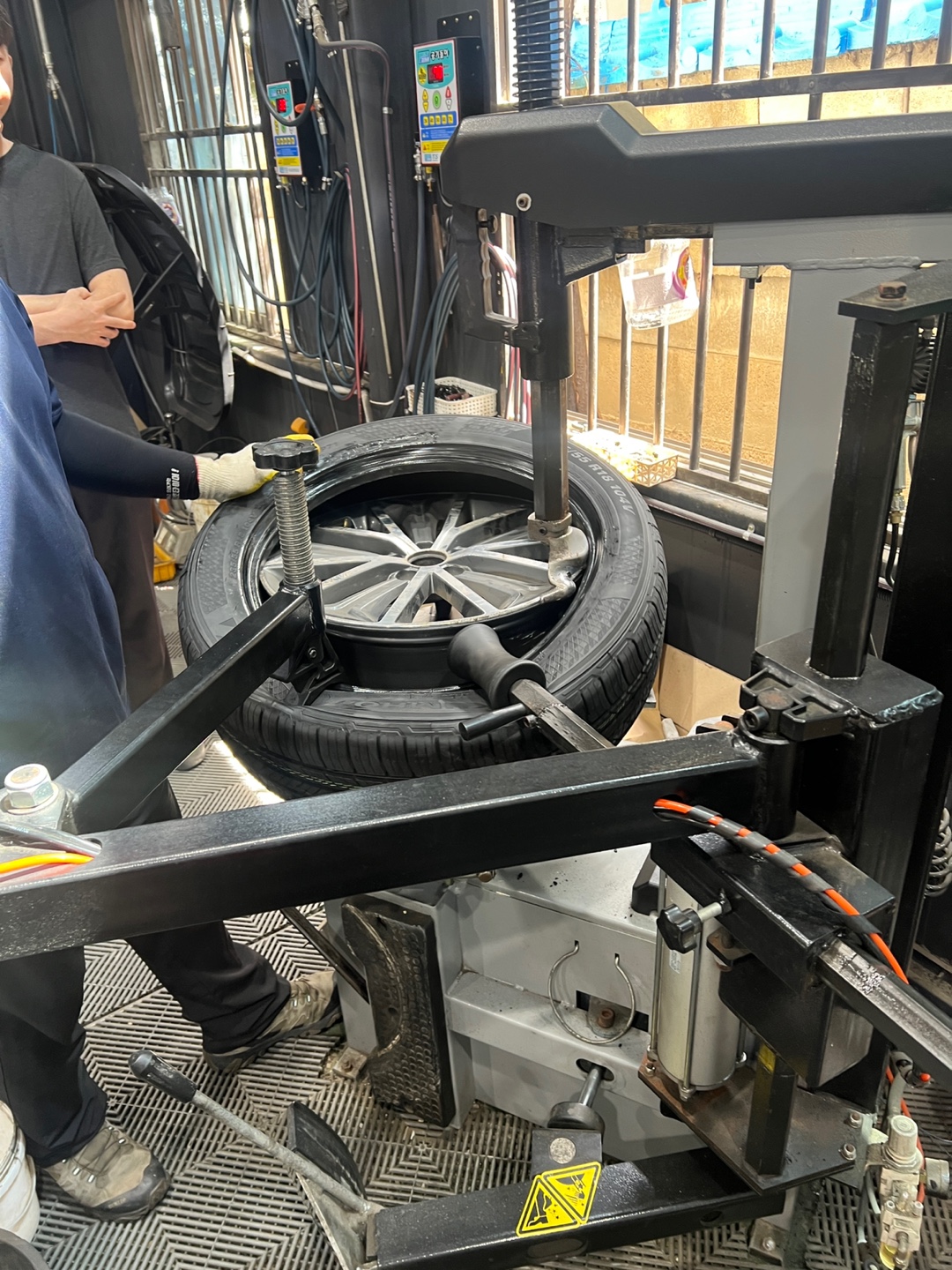 /user/k/kingkongtire/editor/2307/052d3cf979266022eb41b00906e6f17c_1689564237_1893.jpg 이미지크게보기