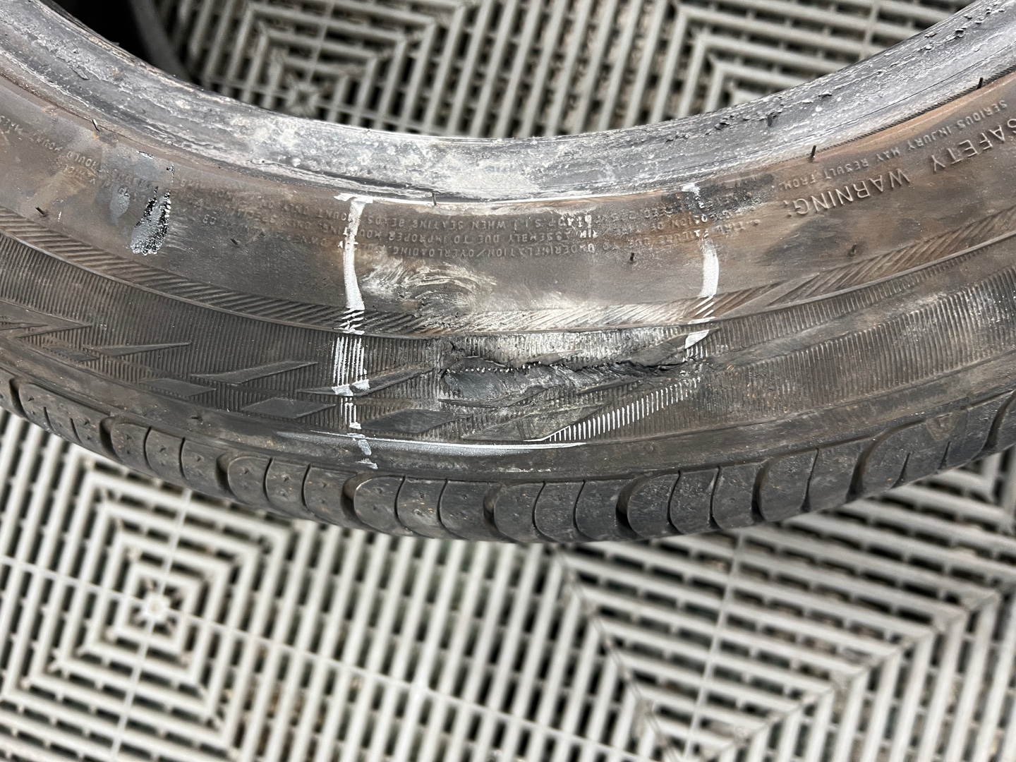 /user/k/kingkongtire/editor/2307/6e709d58507afe9ae04787684e845bf2_1688521468_7896.jpg 이미지크게보기