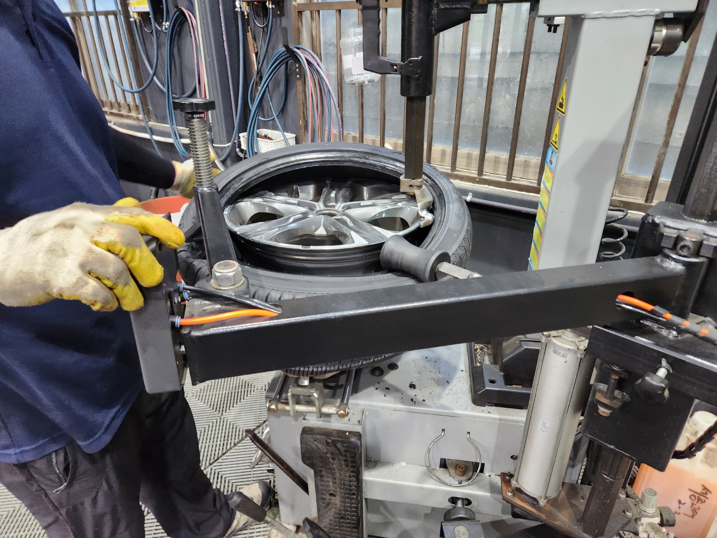 /user/k/kingkongtire/editor/2307/997e95e3a123f6891354f4a0e21adf22_1690084073_0514.jpg 이미지크게보기