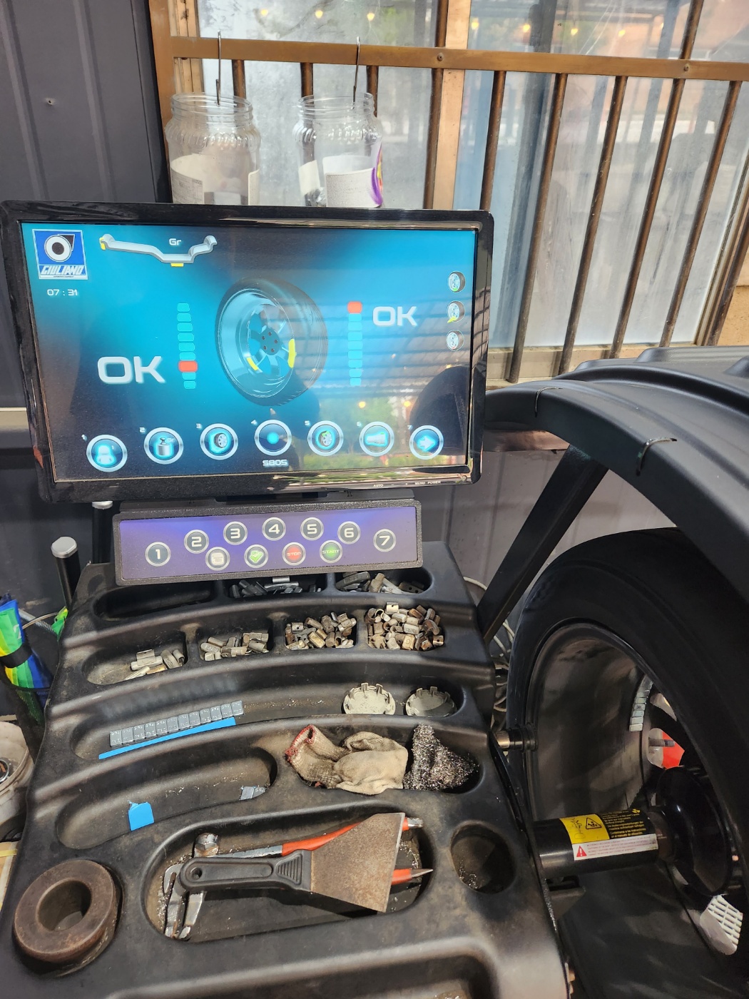 /user/k/kingkongtire/editor/2307/a85c6237ca7915cfb083f68a5fd1cec2_1688178086_7504.jpg 이미지크게보기