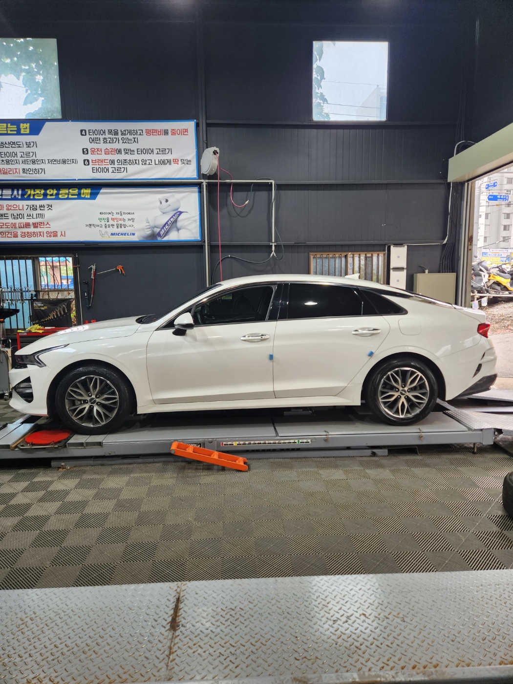 /user/k/kingkongtire/editor/2307/a85c6237ca7915cfb083f68a5fd1cec2_1688178092_1844.jpg 이미지크게보기