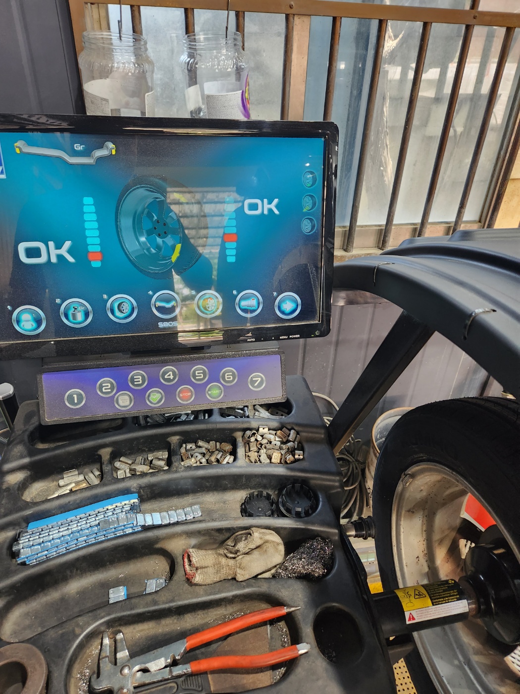 /user/k/kingkongtire/editor/2307/a85c6237ca7915cfb083f68a5fd1cec2_1688184227_2931.jpg 이미지크게보기