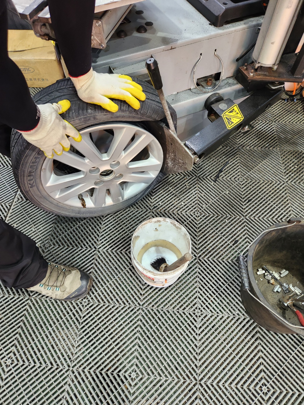 /user/k/kingkongtire/editor/2308/4c8ea99ac93fa7f65a95a73cc468a8b0_1691110079_0529.jpg 이미지크게보기