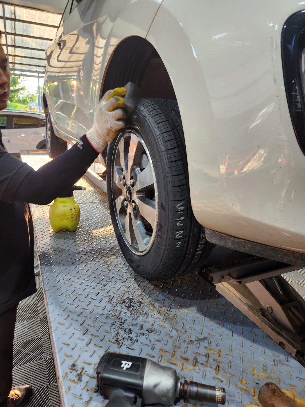 /user/k/kingkongtire/editor/2308/4c8ea99ac93fa7f65a95a73cc468a8b0_1691146436_7973.jpg 이미지크게보기