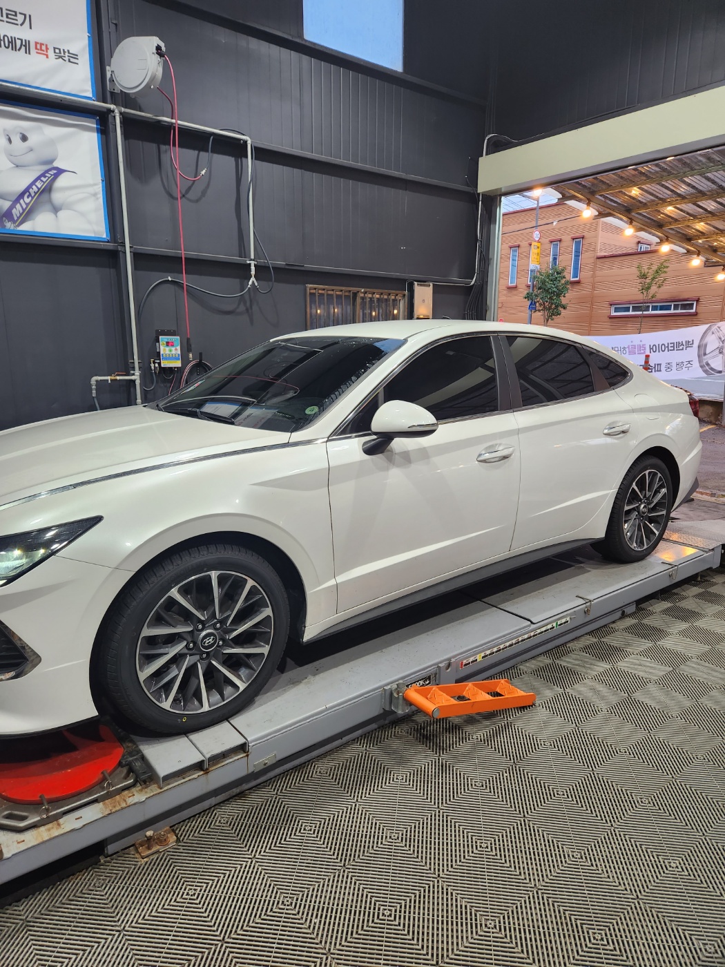 /user/k/kingkongtire/editor/2308/b95ec5580b5368972cc97945f072d348_1693352321_0361.jpg 이미지크게보기