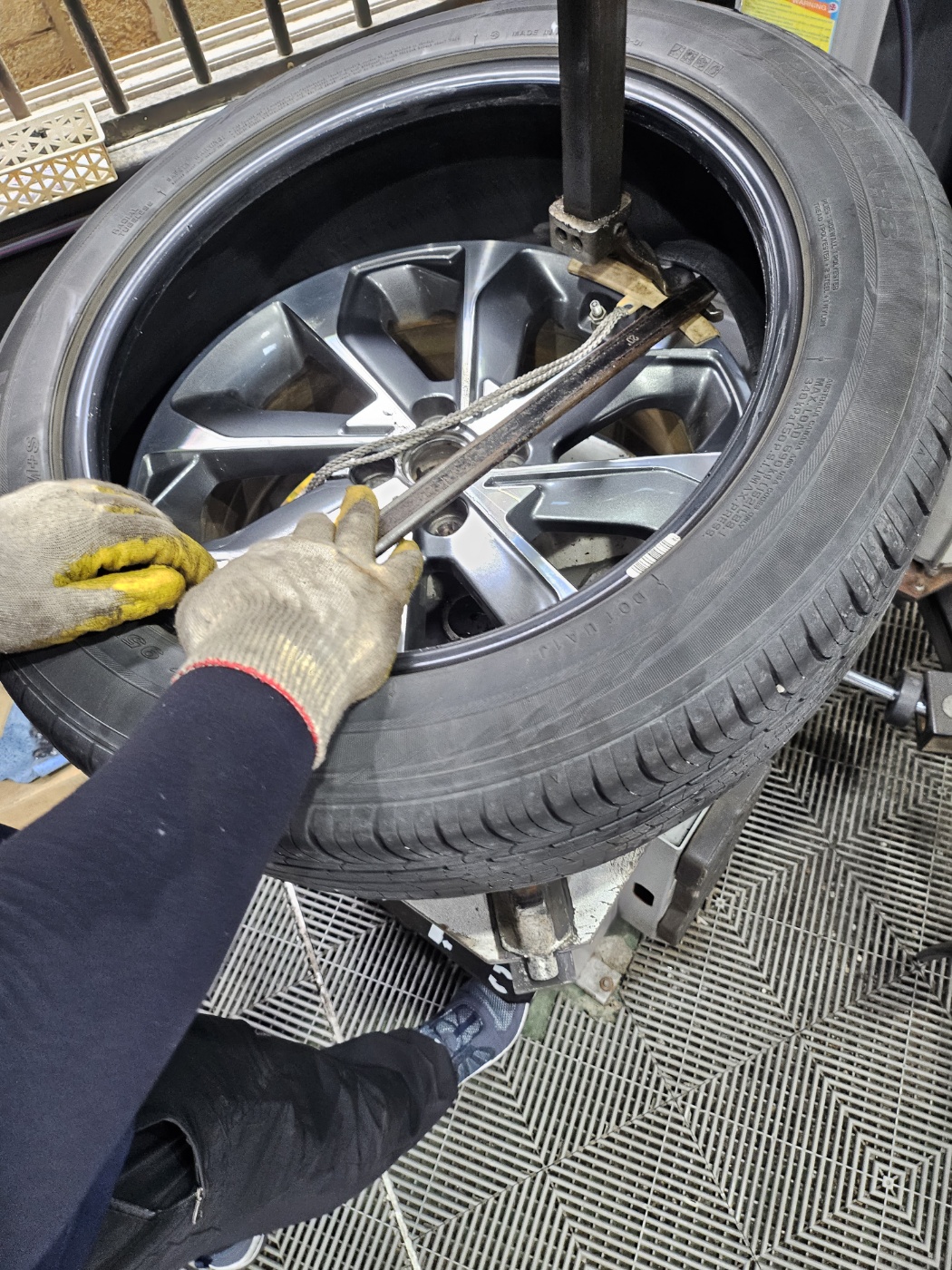 /user/k/kingkongtire/editor/2308/e1295000241439675176951d8d781d42_1692752001_6978.jpg 이미지크게보기