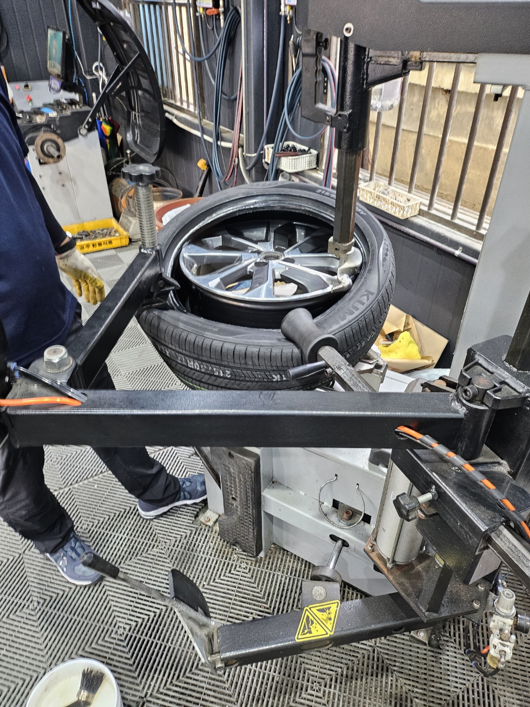 /user/k/kingkongtire/editor/2308/e1295000241439675176951d8d781d42_1692752001_8366.jpg 이미지크게보기