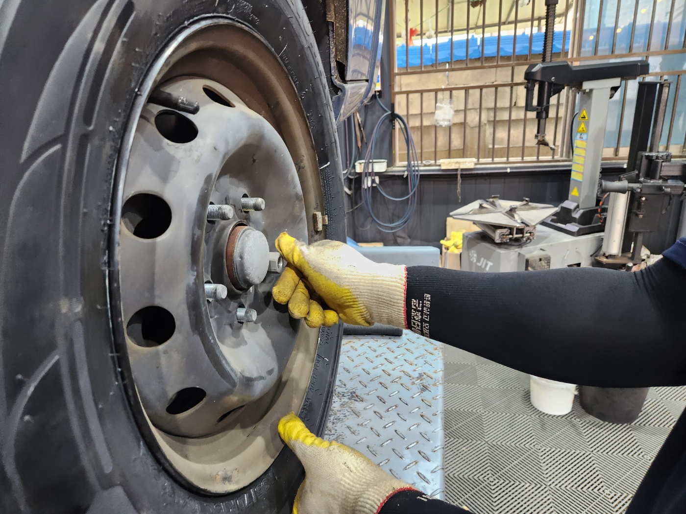 /user/k/kingkongtire/editor/2309/30e76965d1a3ce2976f5838bd1ba0dba_1695084771_8695.jpg 이미지크게보기