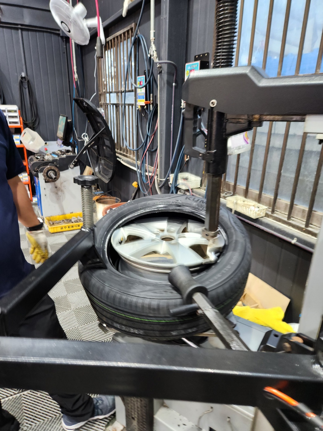 /user/k/kingkongtire/editor/2309/b89a66de9e19154da3f4ce725970fa07_1694583537_4548.jpg 이미지크게보기