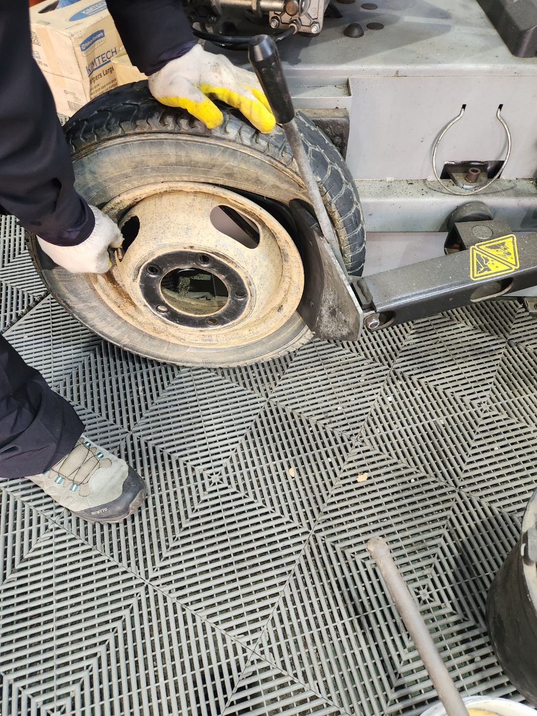 /user/k/kingkongtire/editor/2310/26d126db5fcca0ffd8122e14ba0b1210_1697853180_4571.jpg 이미지크게보기