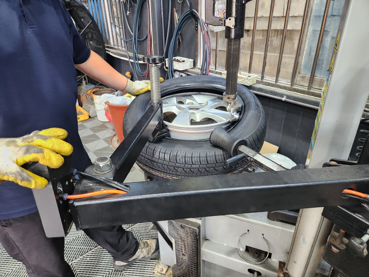 /user/k/kingkongtire/editor/2310/61bcb2743bbd0a91c1a79d02fe3329b1_1696575217_659.jpg 이미지크게보기