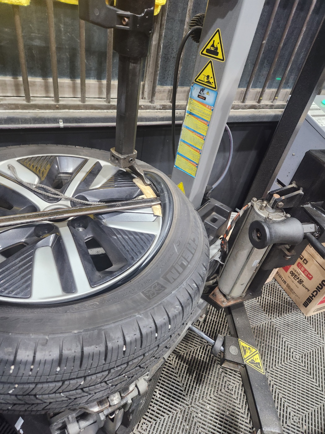 /user/k/kingkongtire/editor/2310/8de4203aec498d9087641cef0da4b5f4_1697449564_1325.jpg 이미지크게보기