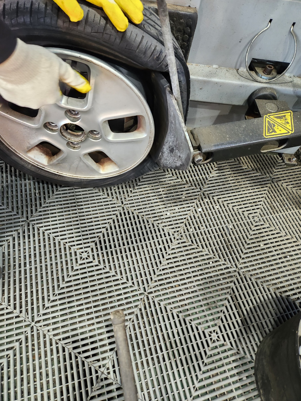 /user/k/kingkongtire/editor/2310/e33defbb9ce7f90ca4de4648aceb79b2_1697776084_8416.jpg 이미지크게보기