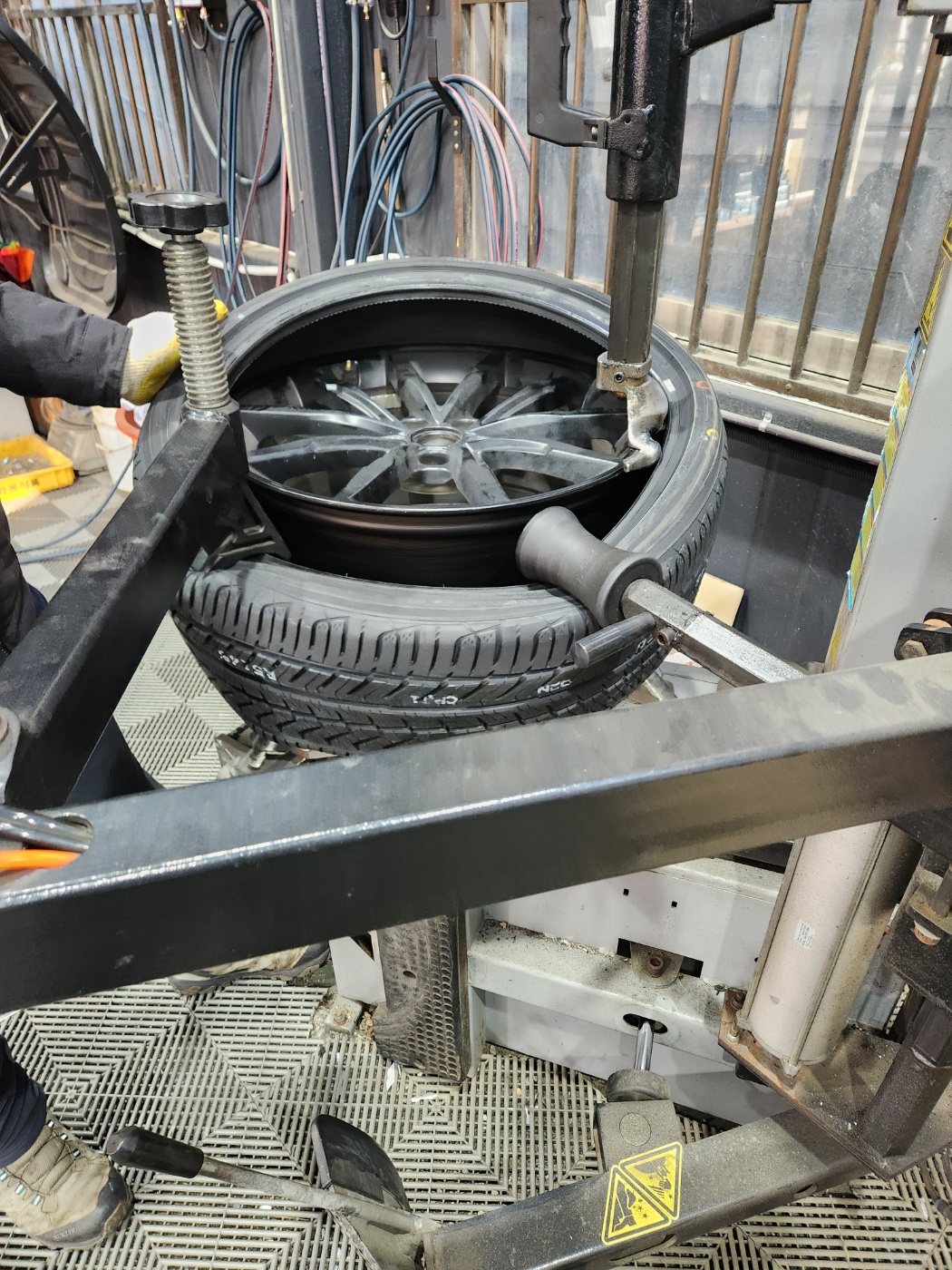 /user/k/kingkongtire/editor/2311/755f29f5715091e569d626a26227c144_1701157812_7681.jpg 이미지크게보기