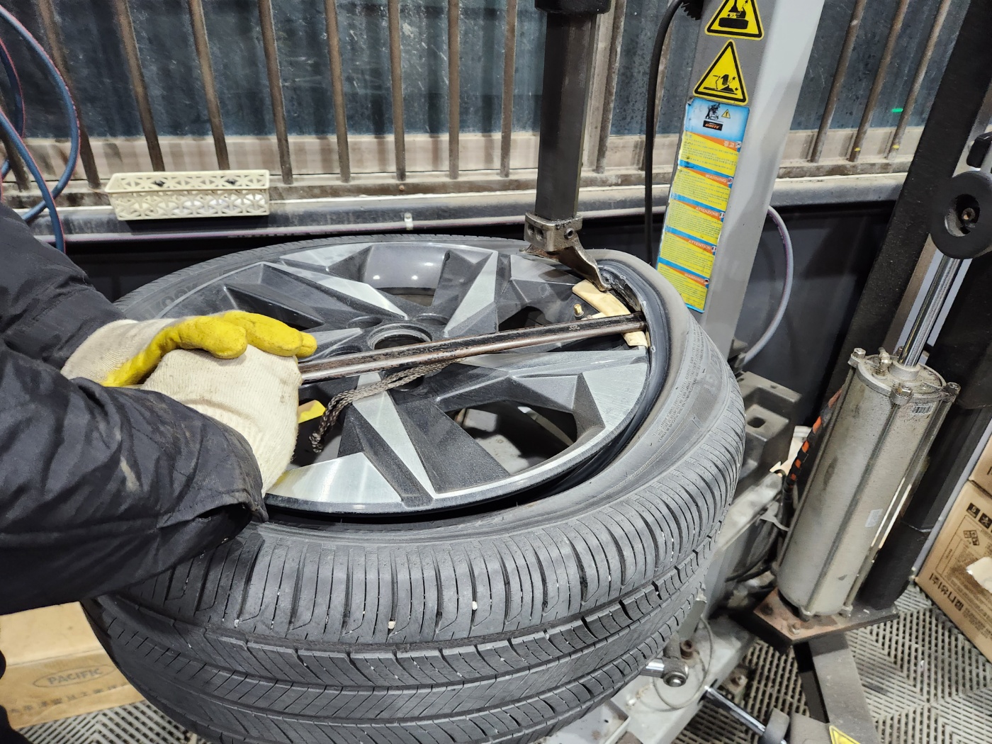 /user/k/kingkongtire/editor/2311/8ac6758774084452bd723bd38d068c86_1700816750_2703.jpg 이미지크게보기