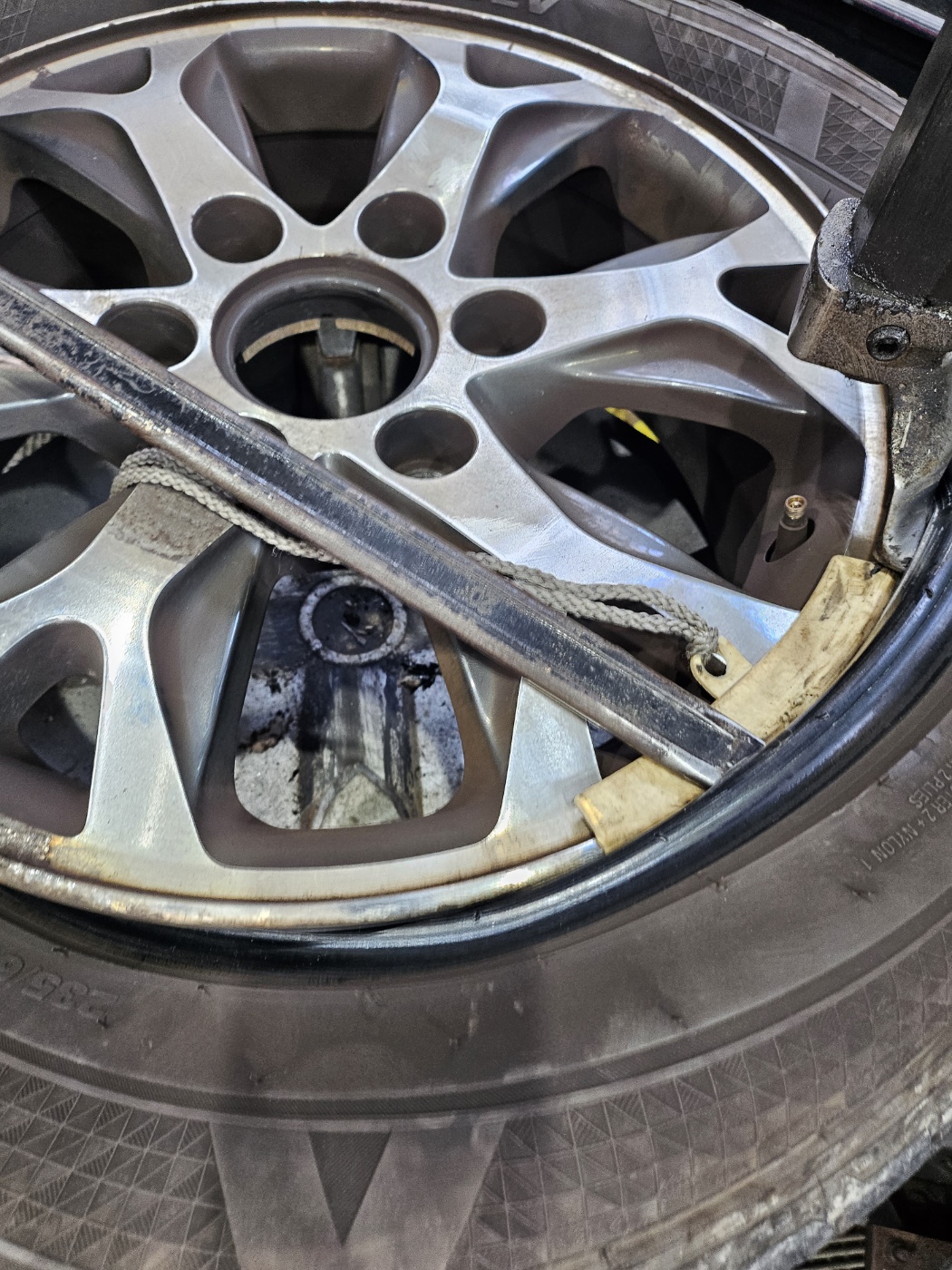 /user/k/kingkongtire/editor/2311/bbc0ae1cca2aea8185e93710959a9024_1698994263_8762.jpg 이미지크게보기