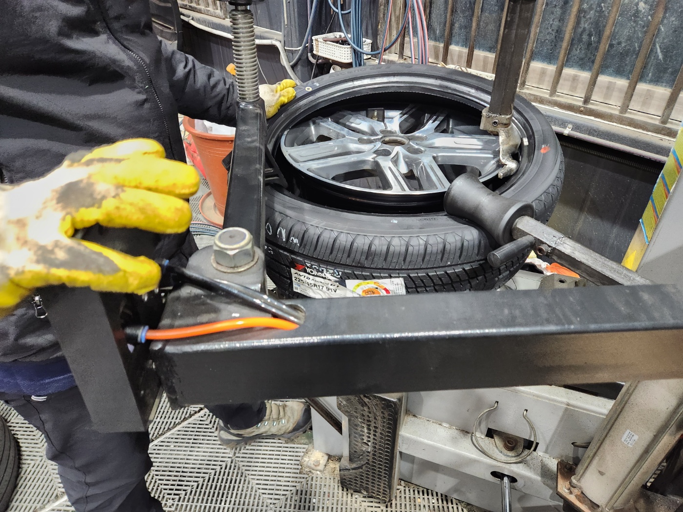 /user/k/kingkongtire/editor/2311/c1b1daf42fef817839df1bd2dd25080a_1699615049_3656.jpg 이미지크게보기