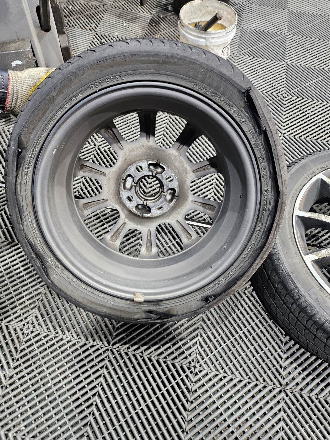 /user/k/kingkongtire/editor/2311/f7411ef8aa95a420faa1b7973cde95ab_1700700466_4404.jpg 이미지크게보기