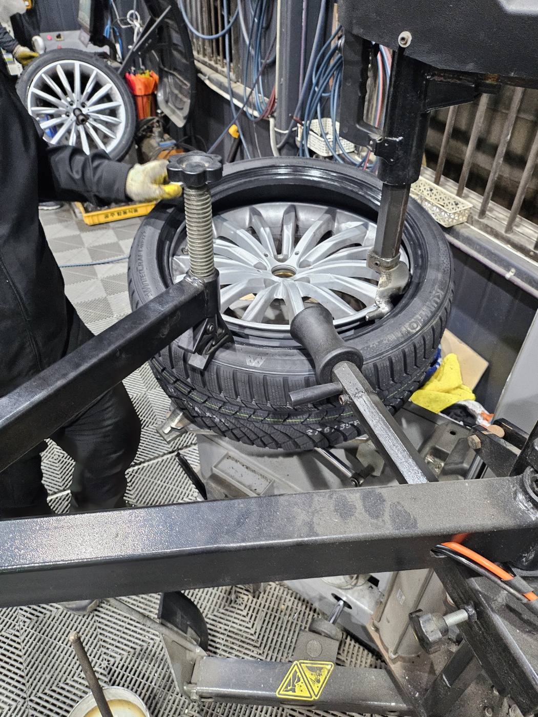 /user/k/kingkongtire/editor/2311/f7411ef8aa95a420faa1b7973cde95ab_1700700499_7966.jpg 이미지크게보기