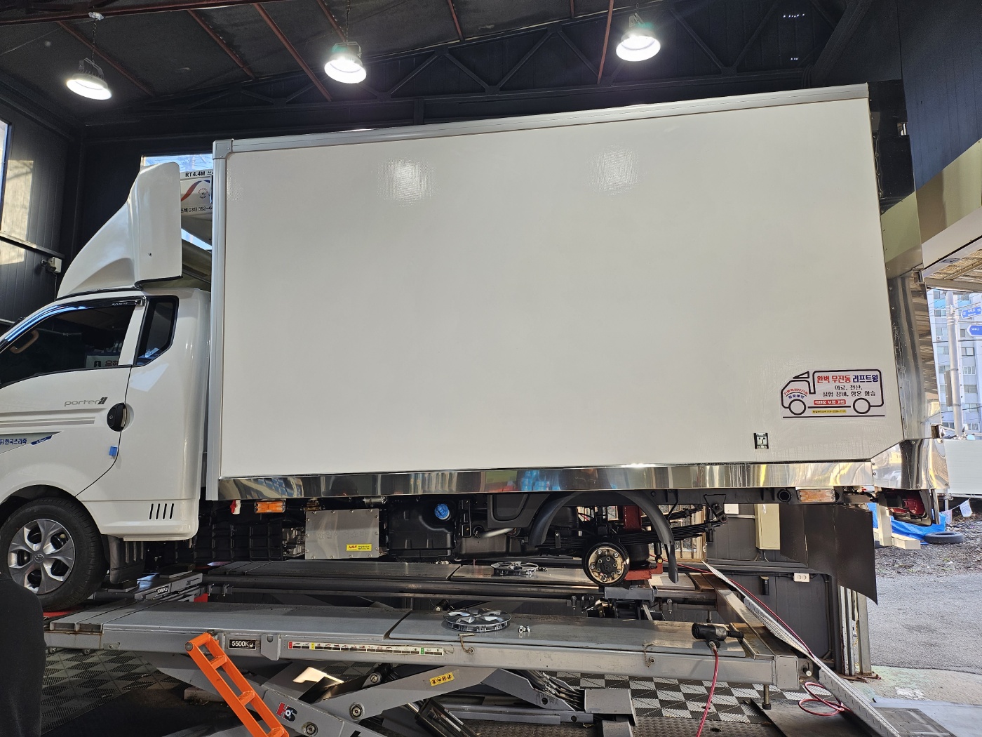 /user/k/kingkongtire/editor/2311/f7411ef8aa95a420faa1b7973cde95ab_1700700540_21.jpg 이미지크게보기