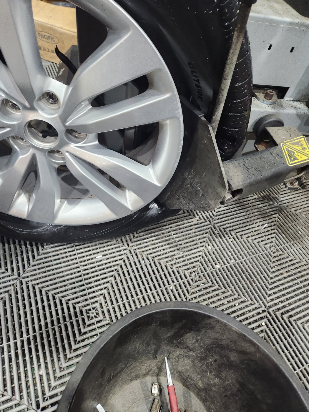 /user/k/kingkongtire/editor/2312/7c36de0629580749acae45f985e3896a_1702288562_8002.jpg 이미지크게보기