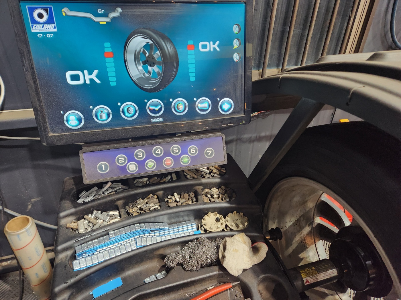 /user/k/kingkongtire/editor/2312/7c36de0629580749acae45f985e3896a_1702288563_1774.jpg 이미지크게보기