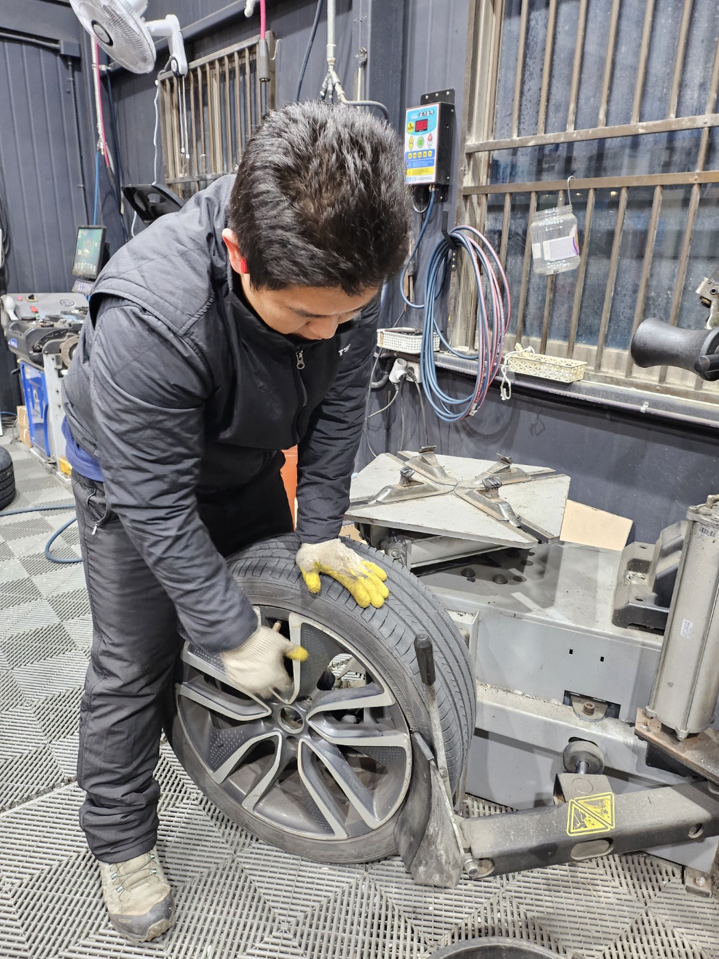 /user/k/kingkongtire/editor/2312/7e0abc38dd4999eb00ce38817962b791_1701388357_3801.jpg 이미지크게보기