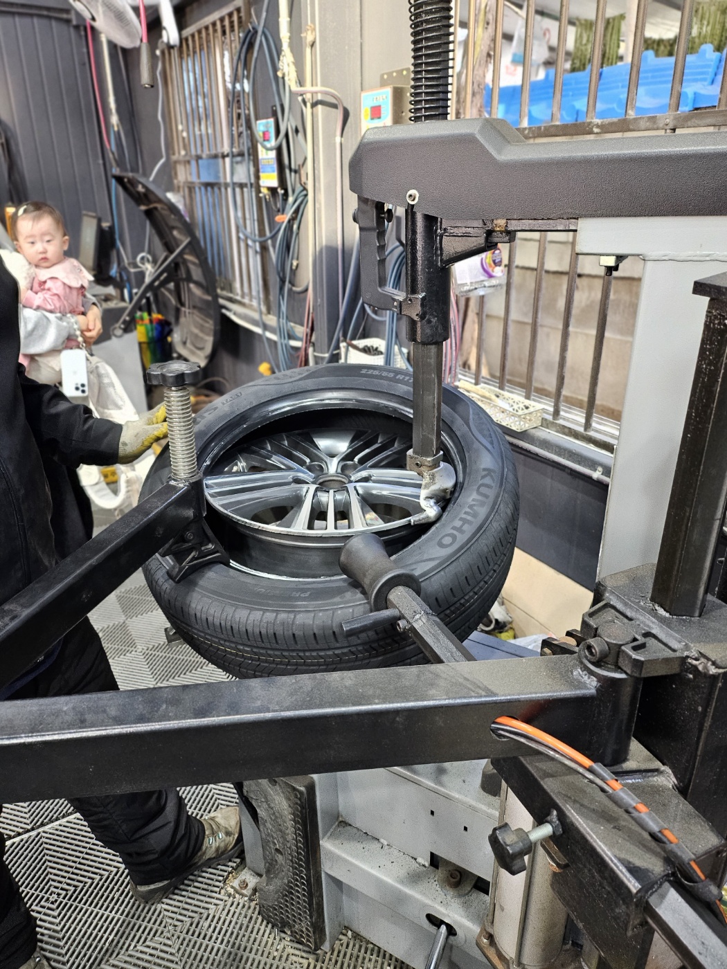 /user/k/kingkongtire/editor/2312/e3f9f6652e900e1be1b2dcf137a79e40_1702104536_9664.jpg 이미지크게보기