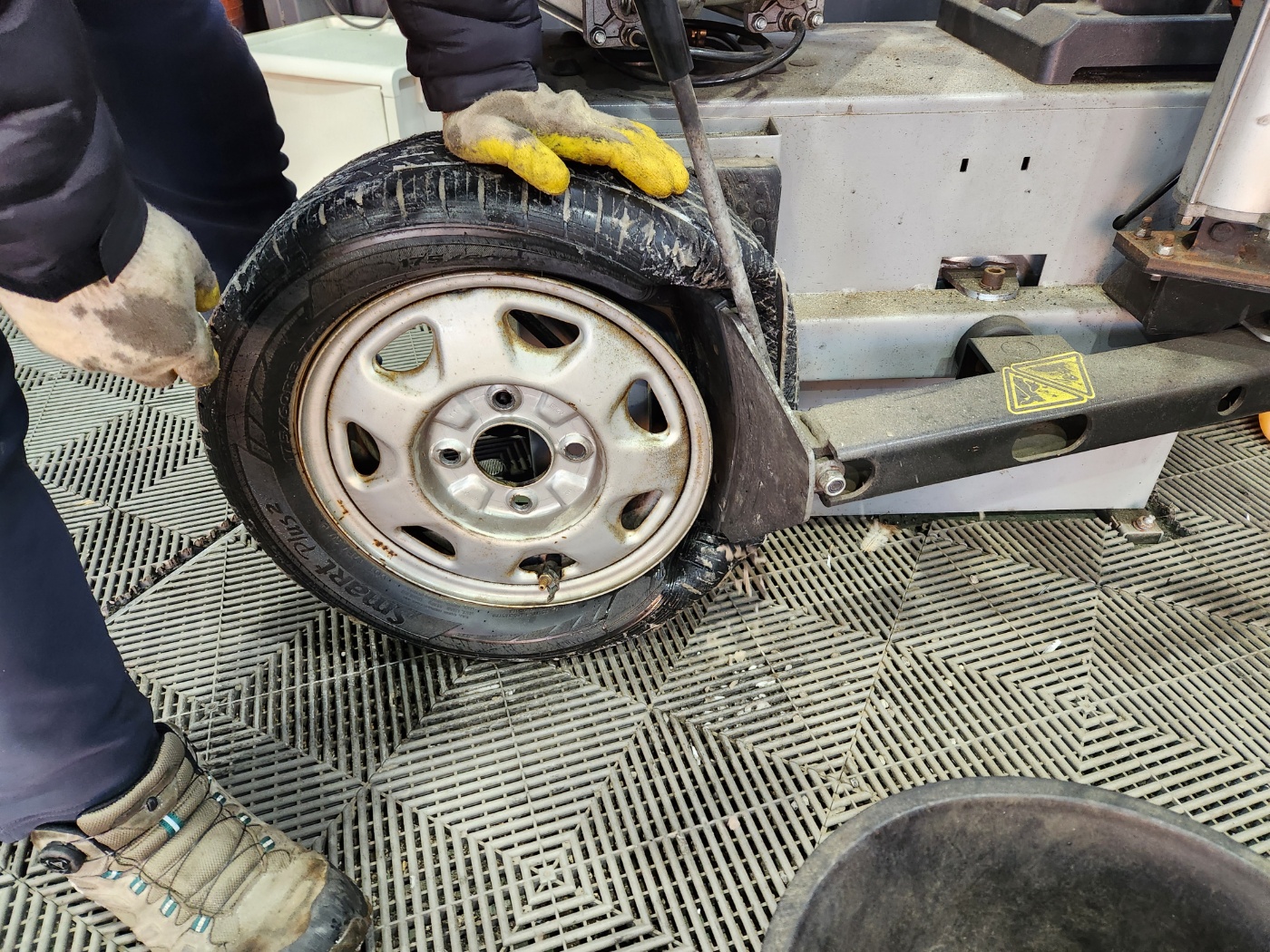 /user/k/kingkongtire/editor/2401/660f69b3836cd22b621fa7f25f0c2b8a_1706092735_7148.jpg 이미지크게보기