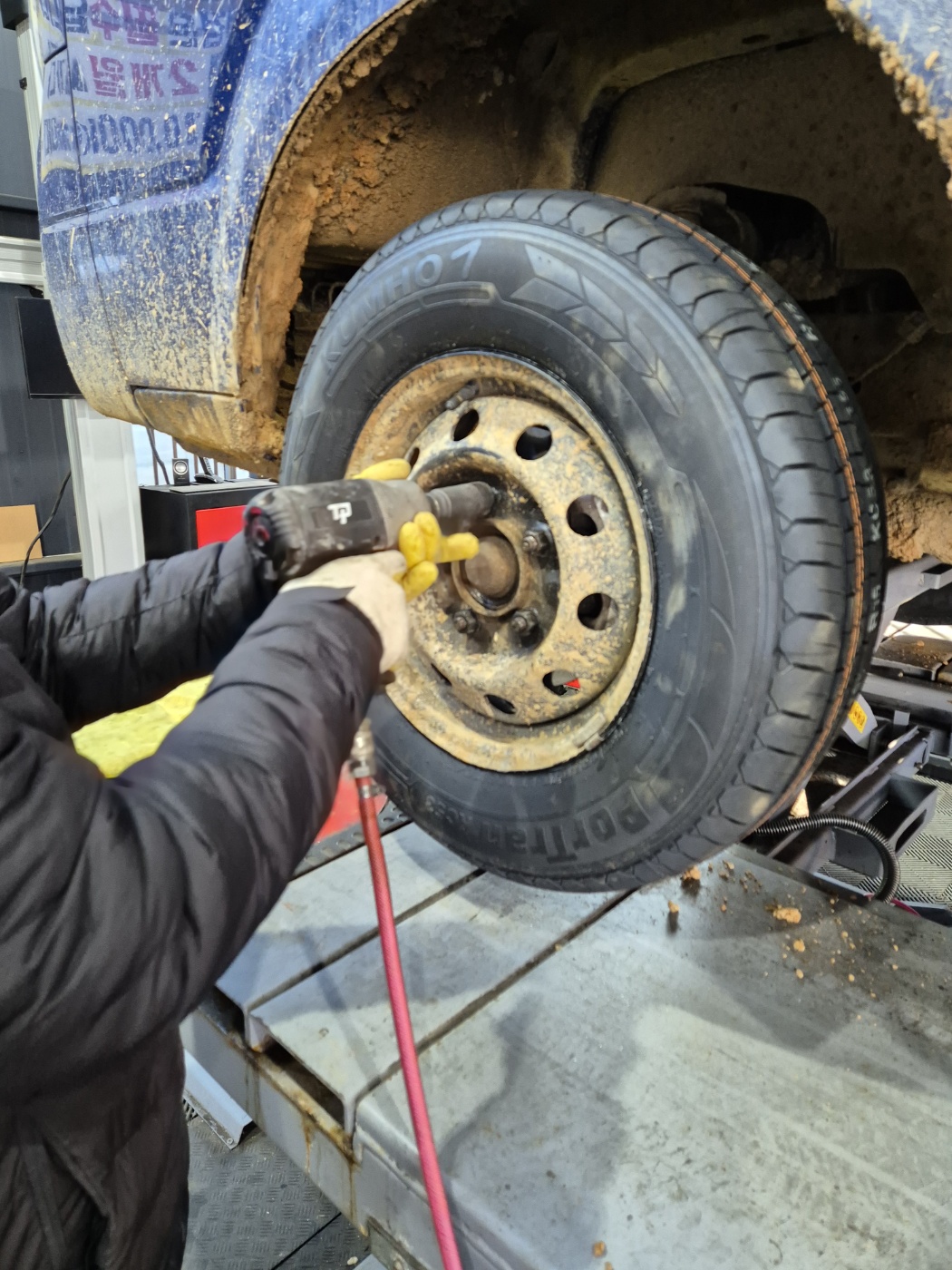 /user/k/kingkongtire/editor/2401/f0a2ede996171db38ca2061491286b8f_1706508269_0642.jpg 이미지크게보기