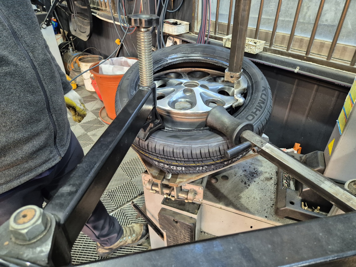 /user/k/kingkongtire/editor/2402/09cf28e36920255cb903415e1d77c4e2_1708927097_3015.jpg 이미지크게보기