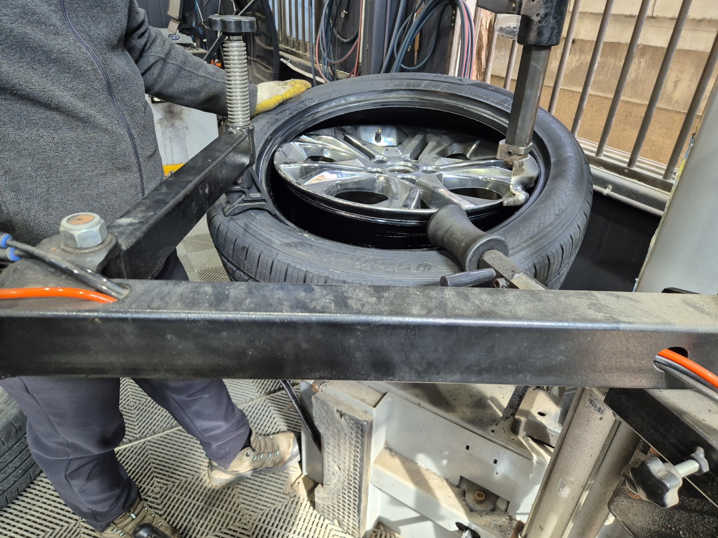 /user/k/kingkongtire/editor/2402/09cf28e36920255cb903415e1d77c4e2_1708927169_2284.jpg 이미지크게보기