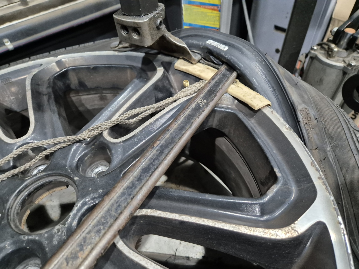 /user/k/kingkongtire/editor/2402/37bd3812c738896d09aaa5f42307da0b_1707910667_4954.jpg 이미지크게보기