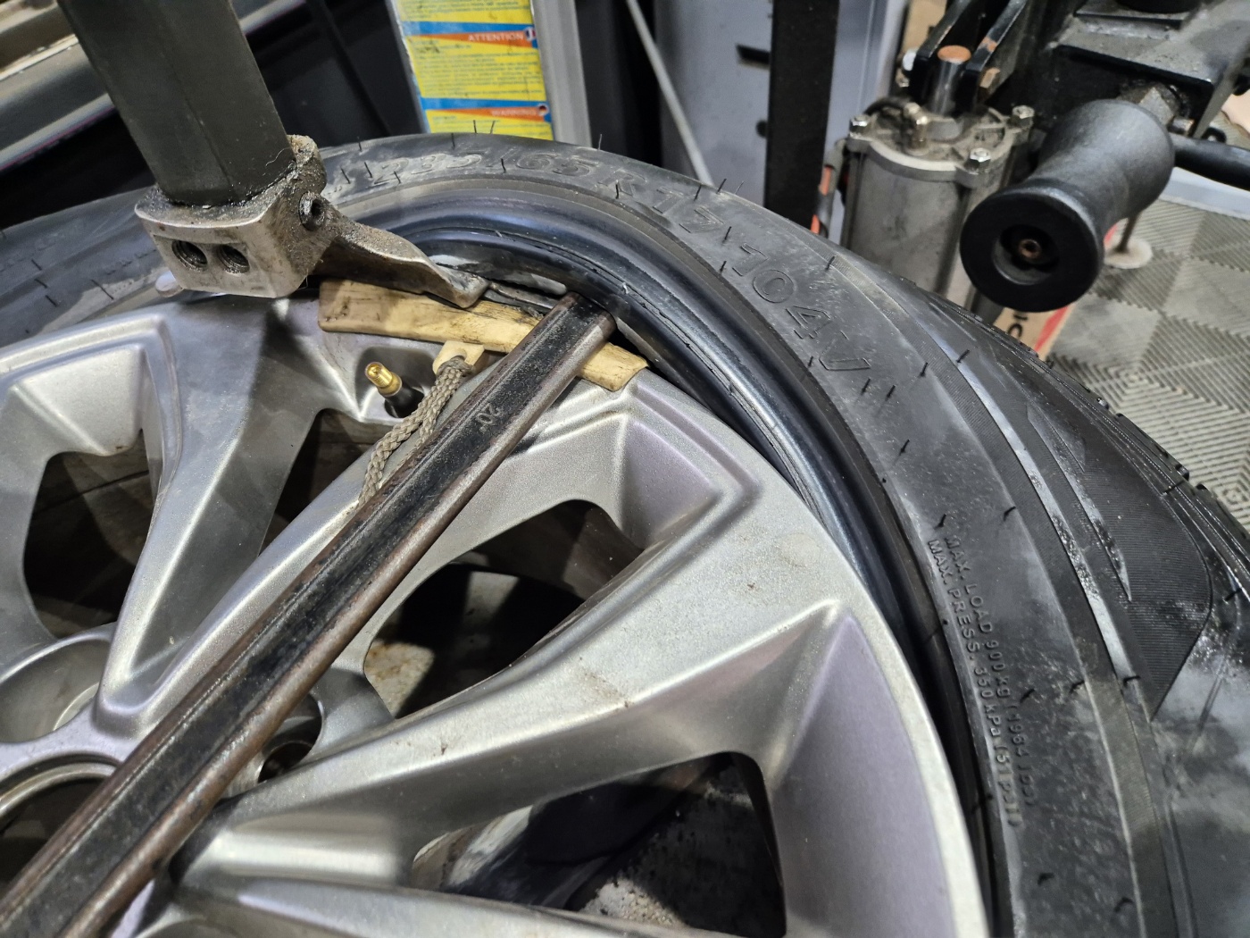 /user/k/kingkongtire/editor/2402/87924779124c501b9f57ec2b06474877_1708324963_2418.jpg 이미지크게보기