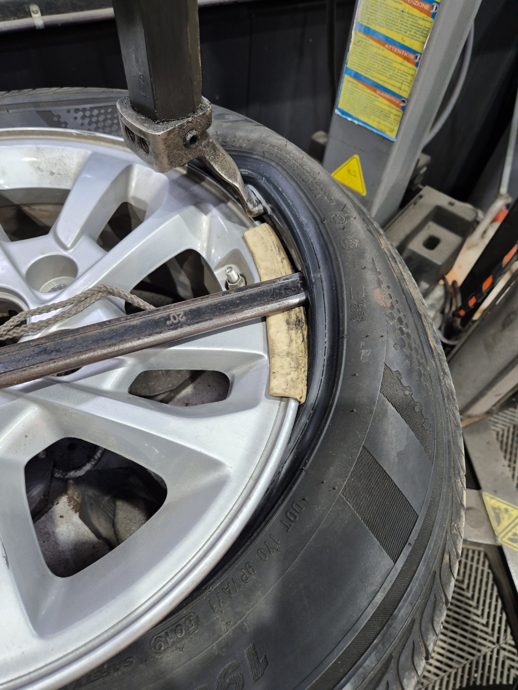 /user/k/kingkongtire/editor/2402/c641e7ad53b261798f0addf39950c69f_1708236011_6126.jpg 이미지크게보기