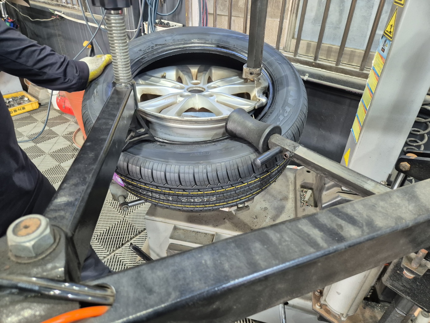 /user/k/kingkongtire/editor/2403/25af12e74d668dd221de6594fa68b1c7_1711268428_7584.jpg 이미지크게보기